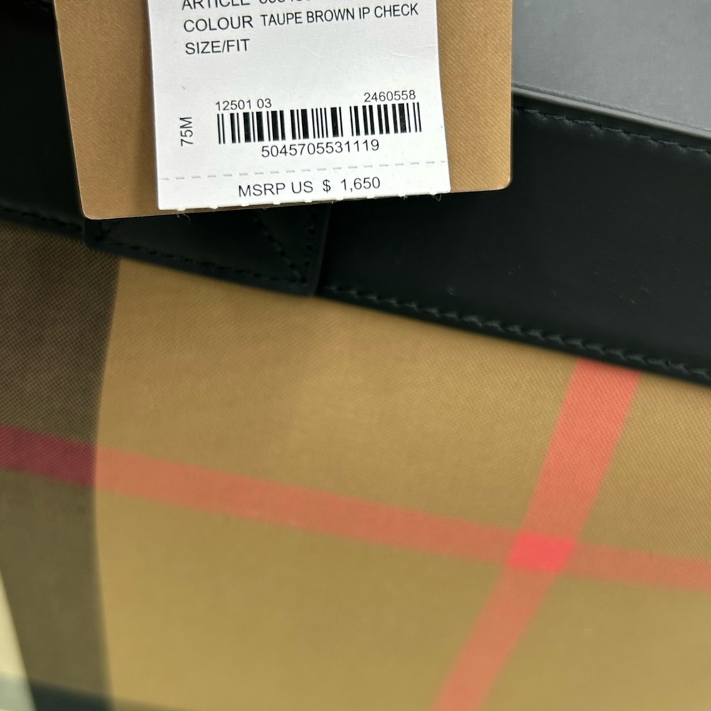 Women's Burberry Ormond giant leather check tote bag made in Italy NWT - Picture 6 of 14